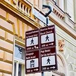 Centru Castelului